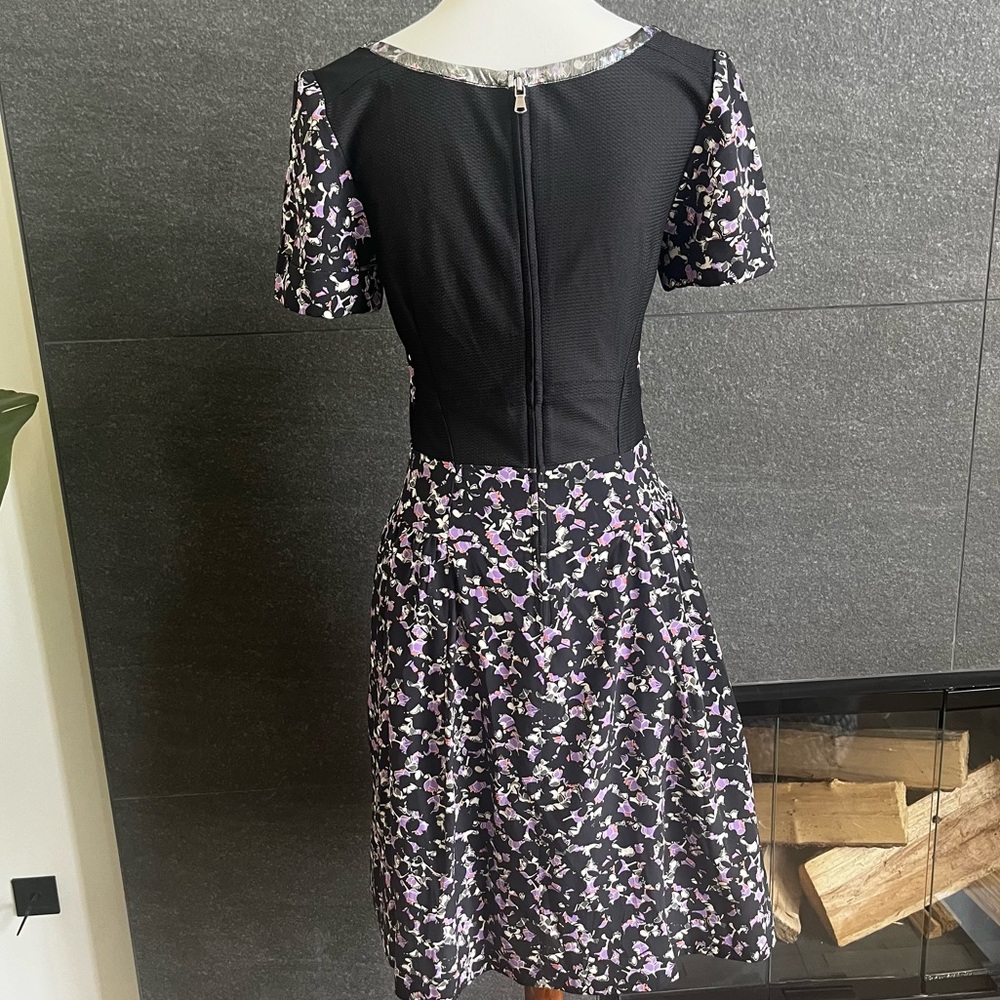 Marc by Marc Jacobs Black and Purple Silk Fit and Flare Dress - Picture 4 of 16